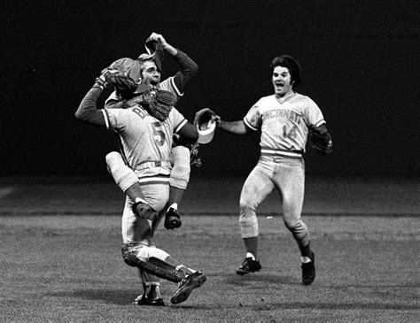 1975: Reds rally past Red Sox for win in World Series Game 7.... Baseball Players, Mlb Baseball ...
