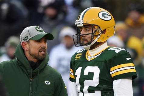 Green Bay Packers trying hard to soothe Aaron Rodgers - CGTN