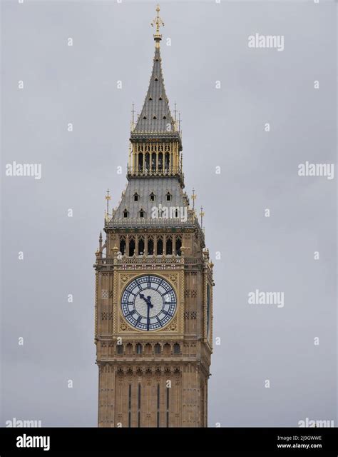 Big Ben clock face Stock Photo - Alamy