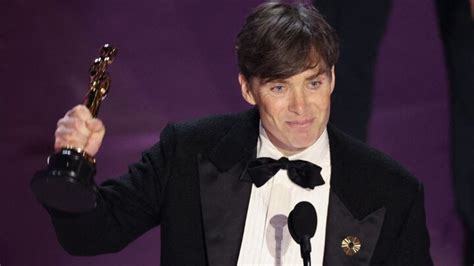 Đóng 'cha đẻ' của bom nguyên tử, Cillian Murphy thắng giải Nam chính ...