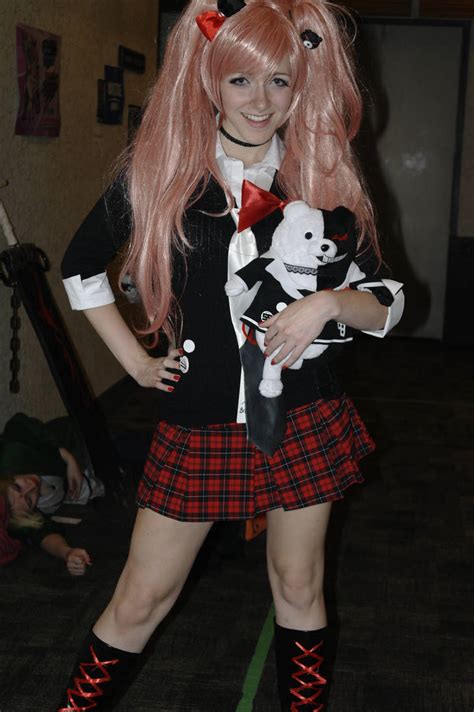 Junko Enoshima - cosplay by DragonFly188 on DeviantArt