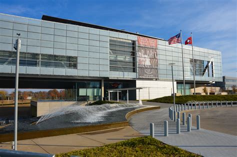 William J. Clinton Presidential Library & Museum – Presidential Leadership