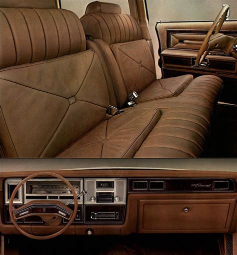 1977 Lincoln Continental Interior