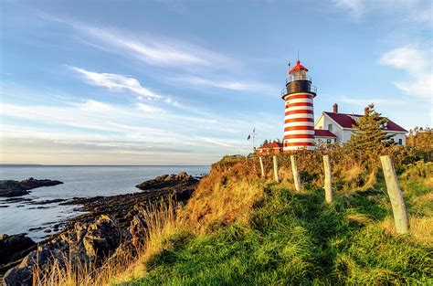 West Quoddy Lighthouse, Lubec, Maine Photograph by Desha Online - Pixels