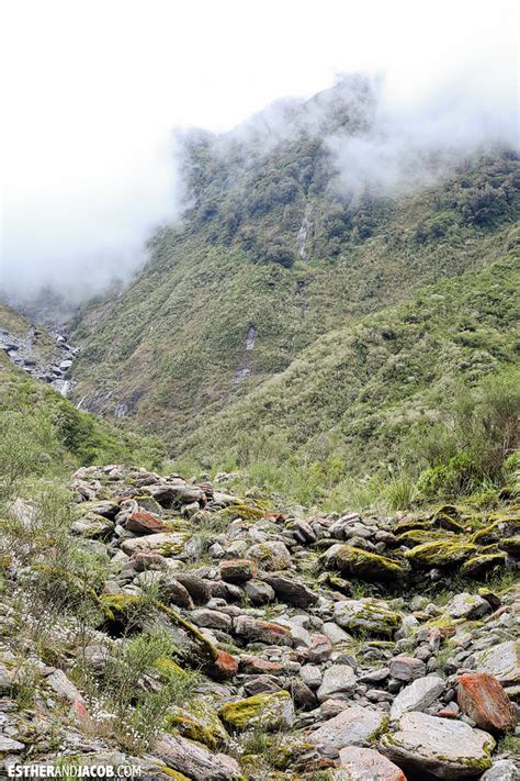 Glacier Hiking on Fox Glacier South Island New Zealand