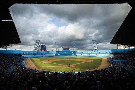 Winters in Cuba | Baseball Hall of Fame