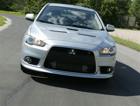 Mitsubishi Lancer X Ralliart Photos and Specs. Photo: Mitsubishi Lancer ...