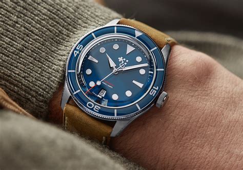 Christopher Ward Debuts C65 Aquitaine Collection Of Retro Dive Watches ...