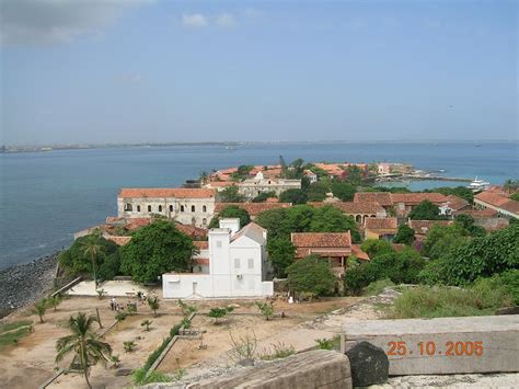 Goree Island 4 | On top of a hill on Goree.In the back groun… | Flickr