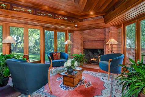 Frank Lloyd Wright hexagonal home up for sale in New Jersey | Frank lloyd wright homes, Frank ...