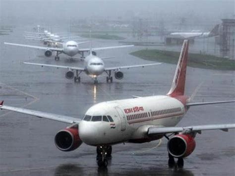 India Drafts New Compensation Rules for Airlines in Case of Flight Delay & Cancellation