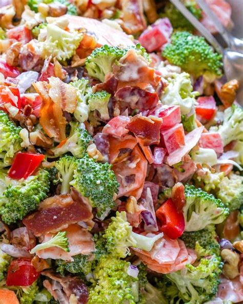 Keto Broccoli Bacon Salad Recipe - Blondelish.com