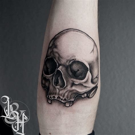 Realistic Skull Tattoo