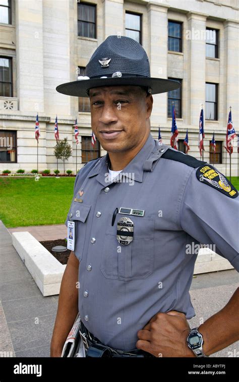 State trooper badge hi-res stock photography and images - Alamy