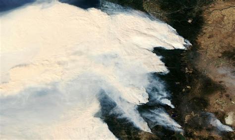 Devastating Wildfires in Oregon Captured by NASA's Aqua Satellite