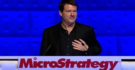 CEO de MicroStrategy reveló como invirtieron más de 400 millones de dólares en Bitcoins ...