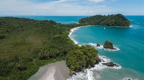 7 Stunning Manuel Antonio Beaches to Visit