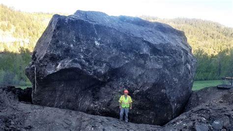 Disaster into Destination: Giant Boulder on Colo Highway to Stay