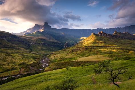 uKhahlamba-Drakensberg Park – Discover Africa