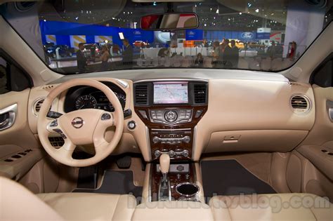 Nissan Pathfinder at the 2014 Moscow Motor Show interior