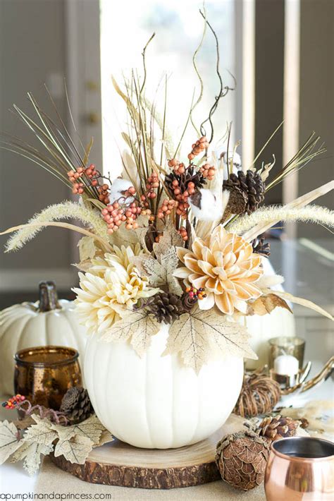 65 Awesome Pumpkin Centerpieces For Fall And Halloween Table - DigsDigs