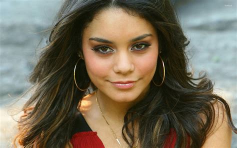 Vanessa Hudgens [13] wallpaper - Celebrity wallpapers - #3538