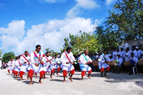 ''Maafathi Neshun" Maldives Traditional Music..... ♪♪ ⊱╮ | Flickr