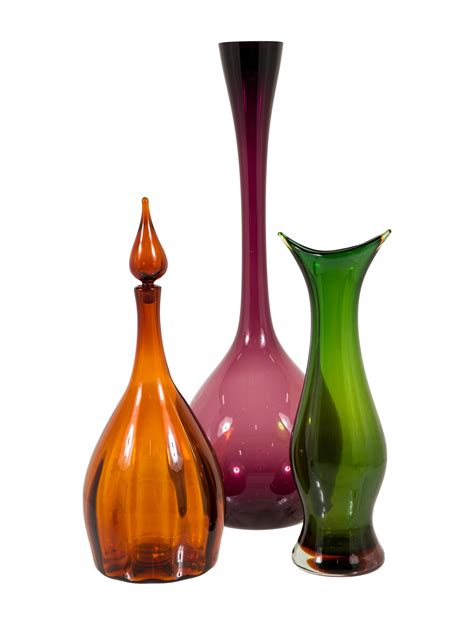 Decorative Vase Set of Three Art Glass Vases - Decor & Accessories ...
