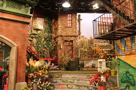 Sesame Street Set Tour! - Disney Travel Babble