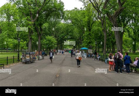 New York City Central Park Mall Stock Photo - Alamy