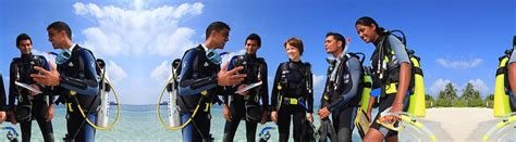 Why and How to Become a PADI Diving Instructor in Indonesia