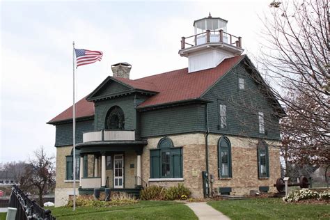 Michigan Exposures: The Old Michigan City Lighthouse