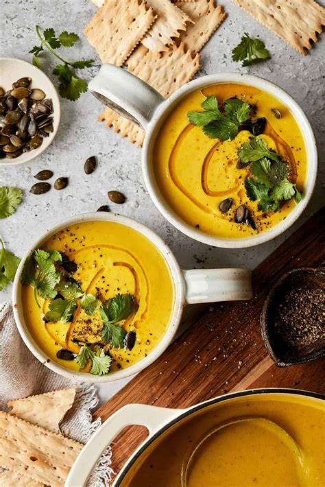 Creamy Cauliflower Turmeric Soup - Kalejunkie