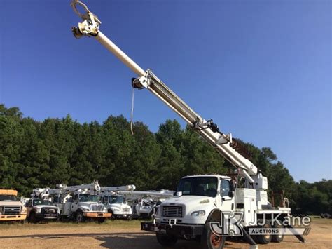 (Byram, MS) Altec D2050A-BR, Digger Derrick rear mounted on 2013 ...