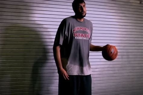 Tallest Mexican in the World: Sim Bhullar Height, Age & Bio