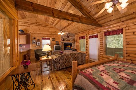 Two Bedroom Cabin | Westgate Branson Woods Resort in Branson Missouri | Westgate Resorts