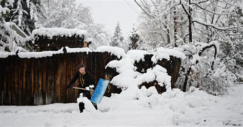 Colorado Snowstorm Causes Flight Cancellations, Road Closures and Power ...