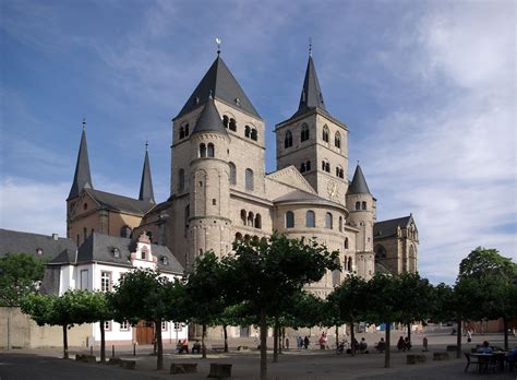 St.Peter's Dom, Trier | Romanesque architecture, Cathedral, Romanesque