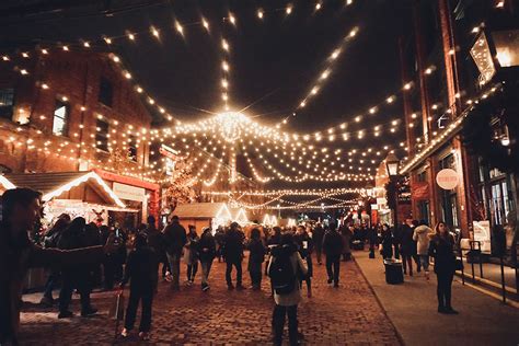 Your Guide to Toronto Christmas Markets & Events