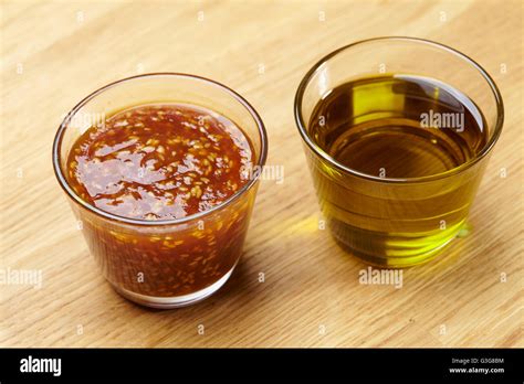 sauce salad dressing cooking ingredients Stock Photo - Alamy