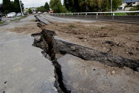 Deux puissants séismes frappent la Nouvelle-Calédonie | The Weather Channel