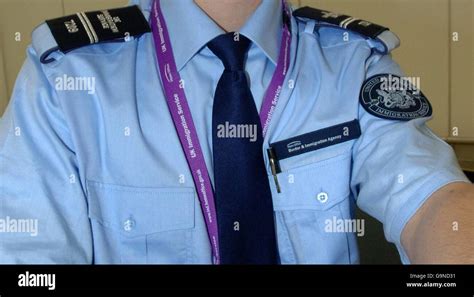 Immigration officer hi-res stock photography and images - Alamy