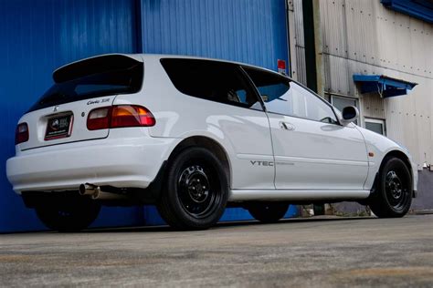 Honda Civic EG6 SiR for sale in Japan at JDM EXPO Import Japanese cars