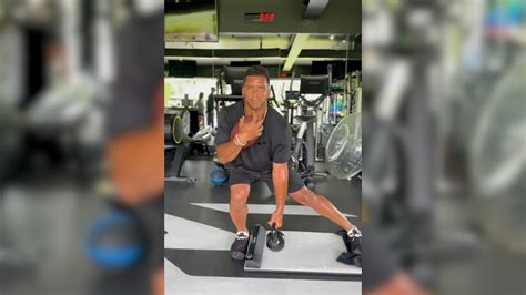 Russell Wilson workout video goes viral - AS USA