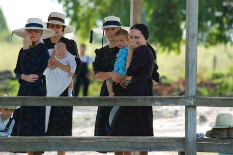 Mennonite Women in Shipyard Belize - Ambergris Caye Belize Message Board