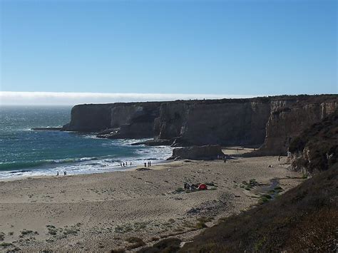 Hole-in-the-Wall Beach in California, USA | Sygic Travel