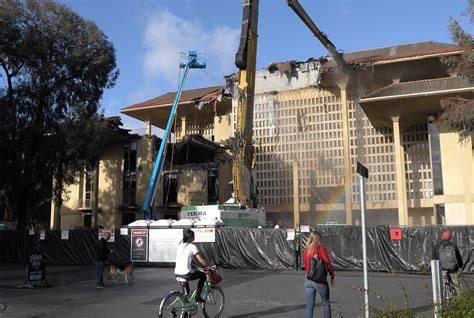 Stanford University Library Demolition - Humans of Silicon Valley