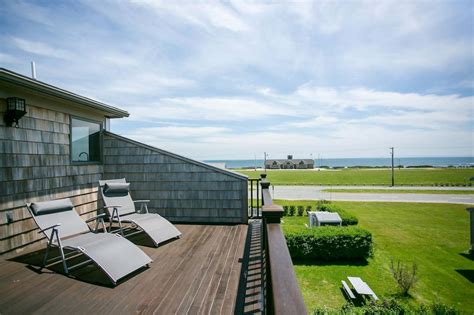 13 Best Rhode Island Beach House Rentals (2023 Guide) – Trips To Discover