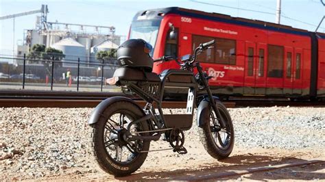 Ride1Up Debuts The Revv1 Class 2 Moped-Style Electric…