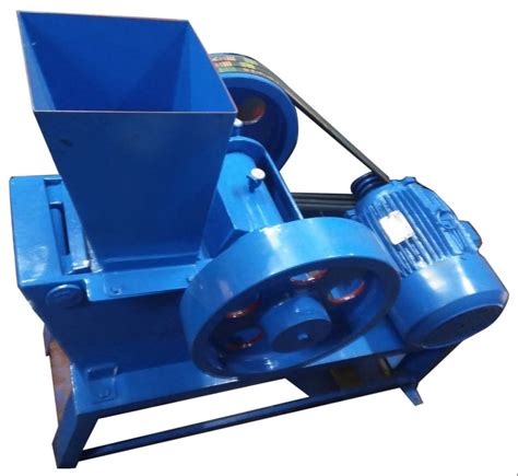 Mild Steel 3 Hp Stone Crusher Machine Manufacturer, Capacity: 50 Ton ...